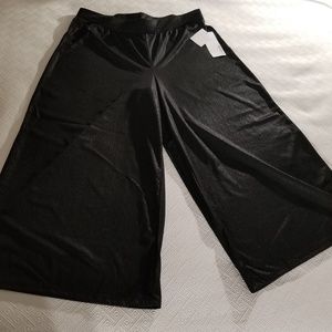 Black Metallic Pants❤NWT